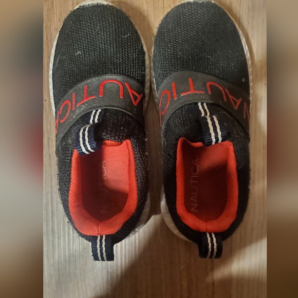 Nautica Kids Black and Red Shoes - Picture 1 of 3